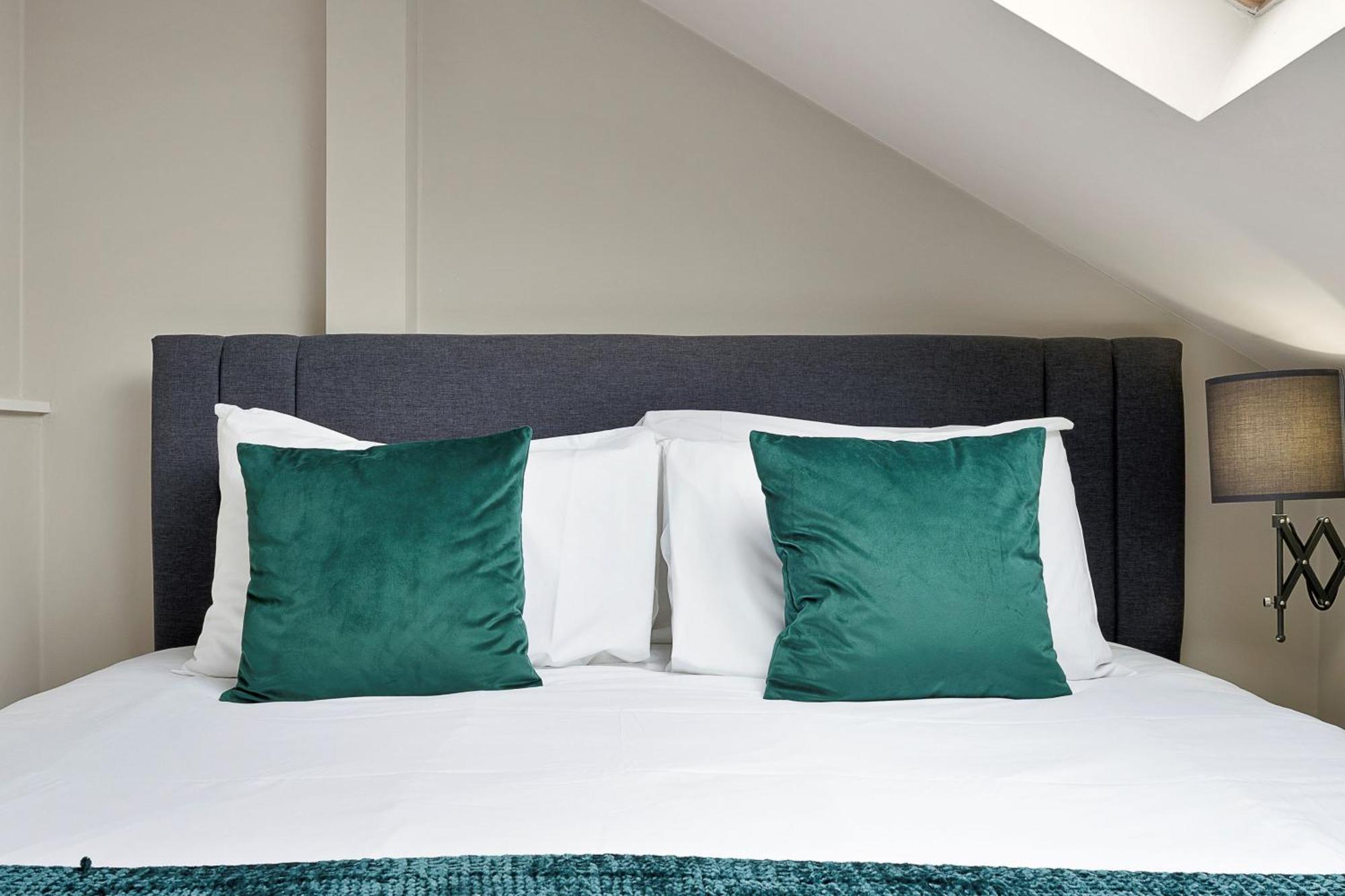 Cleveland Residences Russell Square Лондон Екстер'єр фото