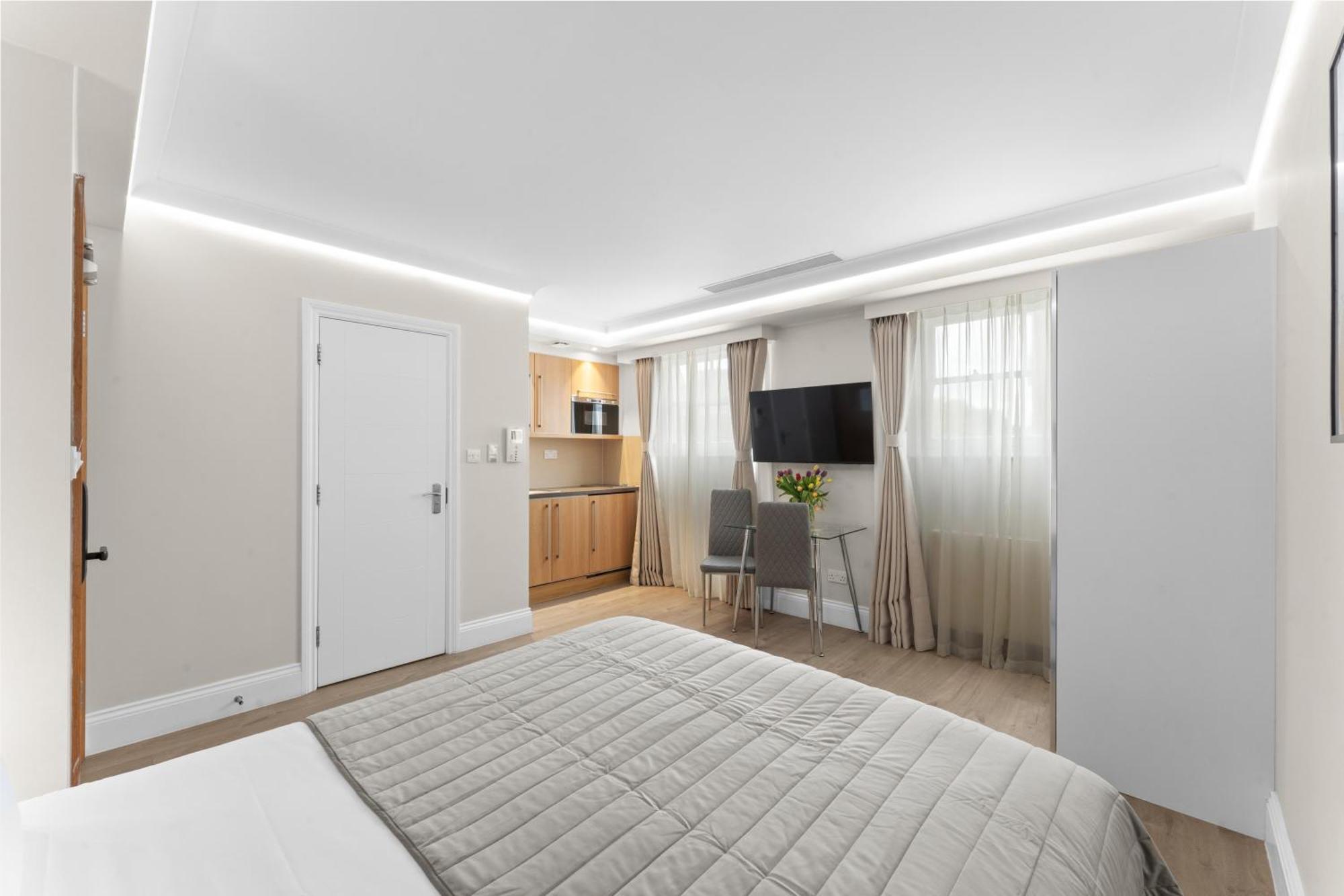 Cleveland Residences Russell Square Лондон Екстер'єр фото