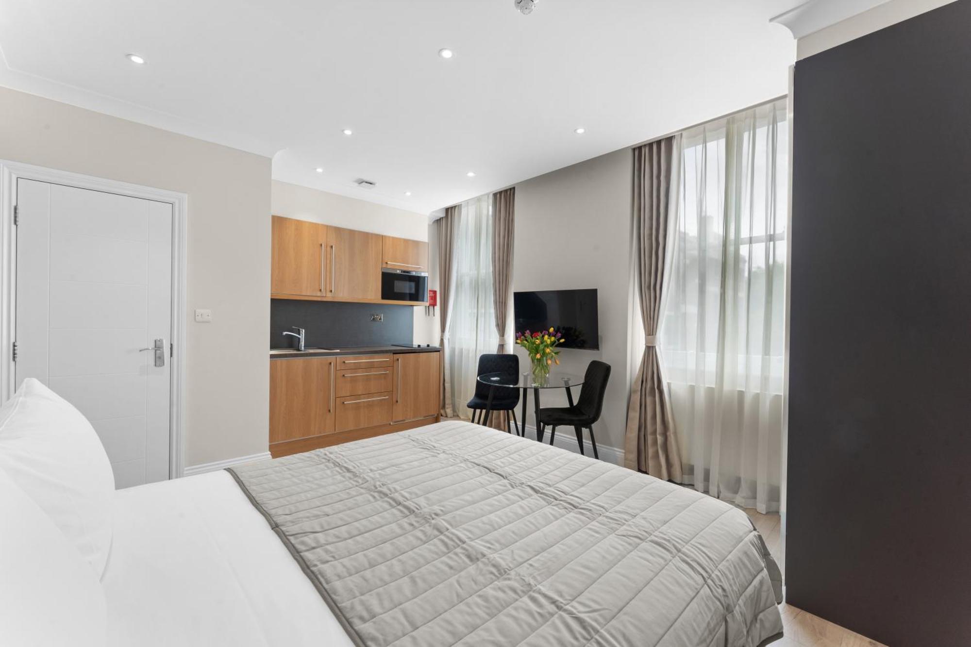 Cleveland Residences Russell Square Лондон Екстер'єр фото