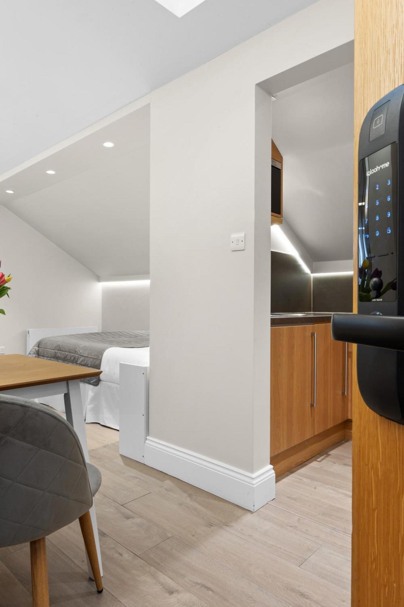 Cleveland Residences Russell Square Лондон Екстер'єр фото