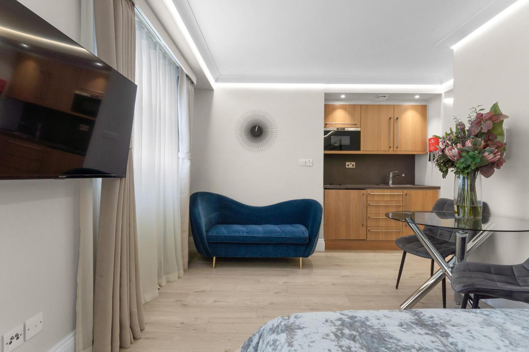 Cleveland Residences Russell Square Лондон Екстер'єр фото