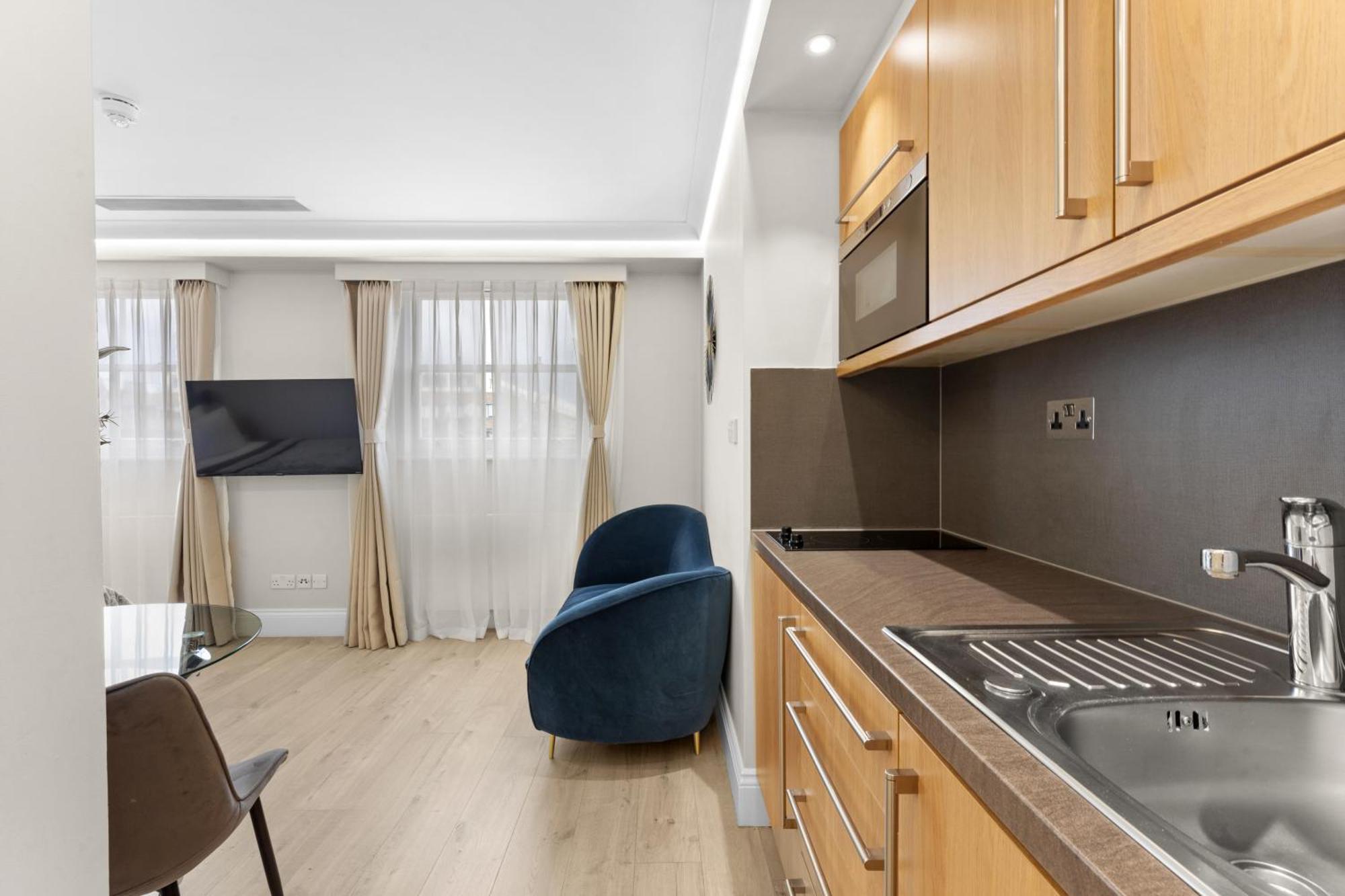 Cleveland Residences Russell Square Лондон Екстер'єр фото