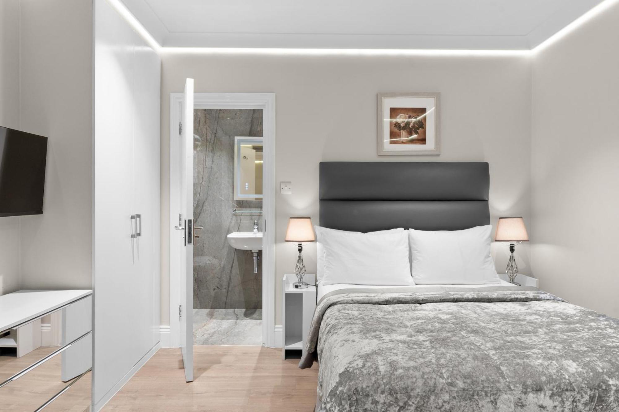 Cleveland Residences Russell Square Лондон Екстер'єр фото